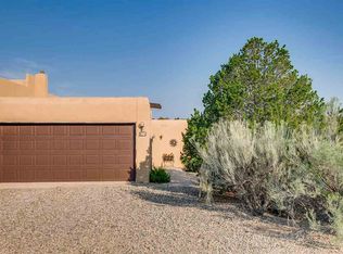 243 Loma Entrada, Santa Fe, NM 87501