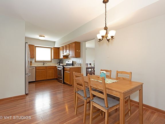 5th image of 2805 Diane Dr