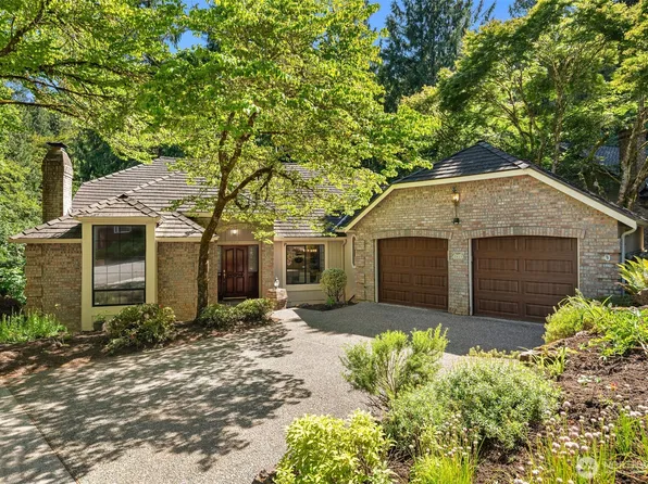 2815 NW Pine Cone Drive, Issaquah, WA 98027