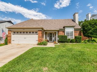 4345 Woodglen Dr, Grapevine, TX 76051