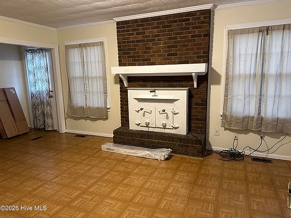 5th image of 317 E Virginia Street