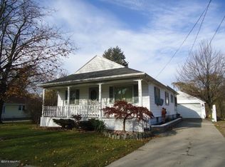 924 W Summit Ave, Muskegon, MI 49441