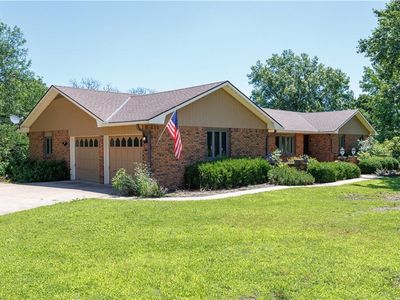 1836 N 4th St, Neodesha, KS, 66757