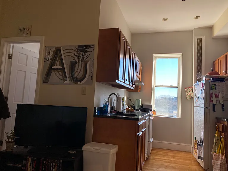 1185 Commonwealth Ave #20 — Photo 4