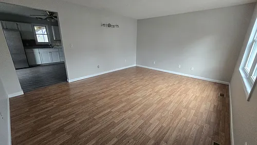 160 Forest Rd #1 Photo 1