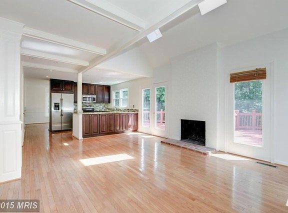 5th image of 5219 Ellicott Ct