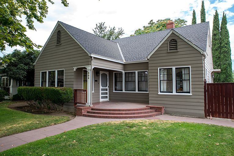 1st image of 504 3rd St