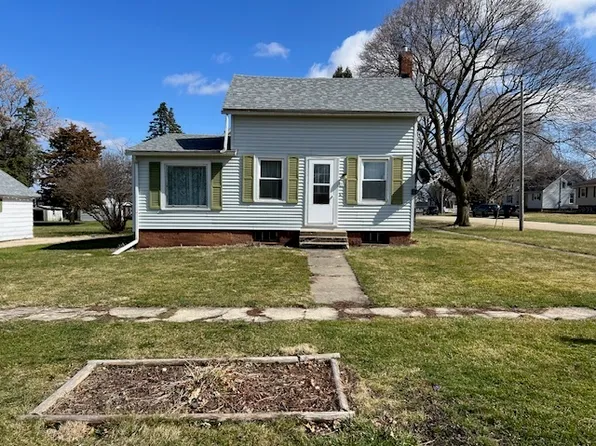 338 S Adams St, Sheffield, IL 61361