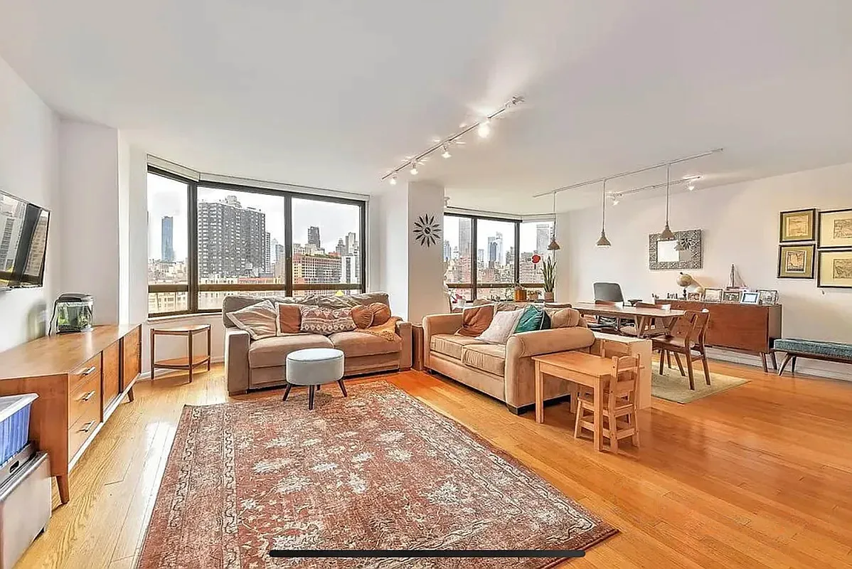 630 First Avenue — Photo 1