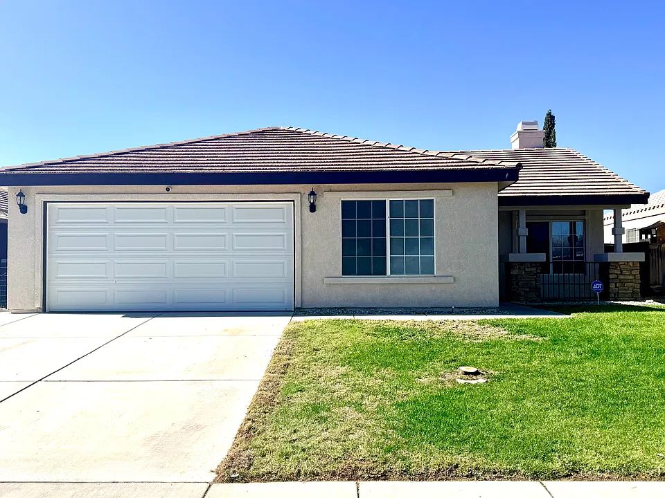 3401 Huron Dr