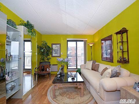 5th image of 230 W Broadway APT 612