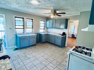 (Undisclosed Address), Springfield, MA 01104