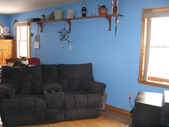 2nd image of 132 Stardust Dr