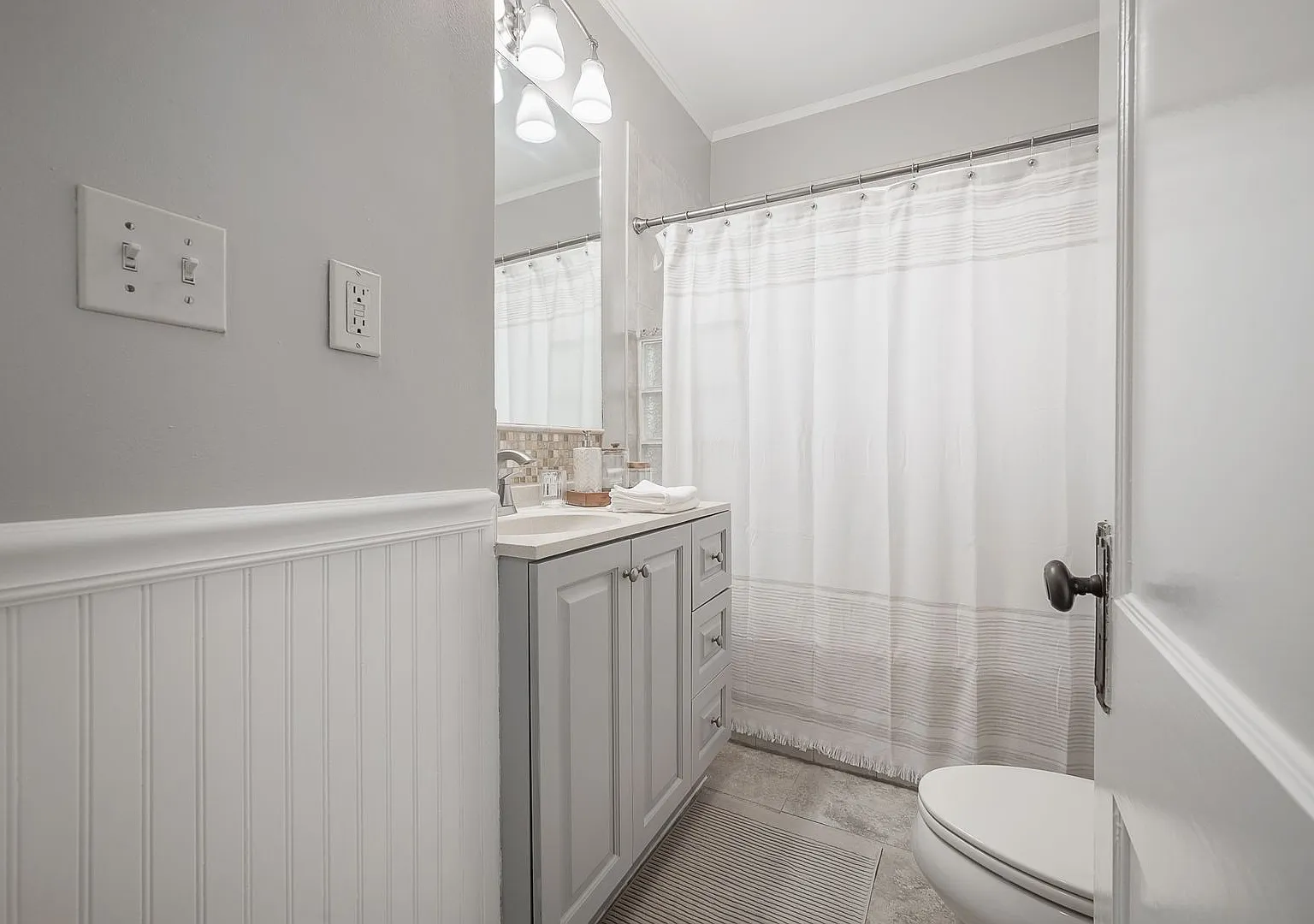Charming 3/2 Bungalow in Seminole Heights — Photo 4