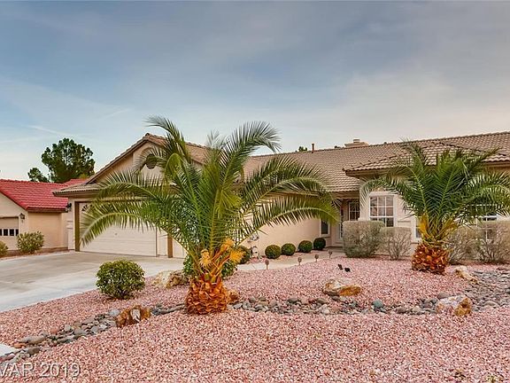 2nd image of 5021 Desert Fir Dr