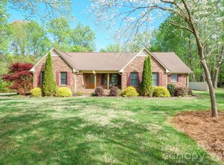 209 Frontier Cir, China Grove, NC 28023