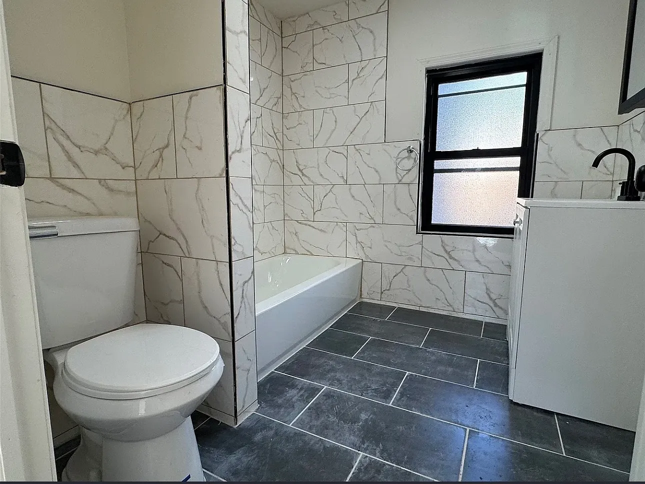 3 bed, 1798 sqft, $1,400 — Photo 3