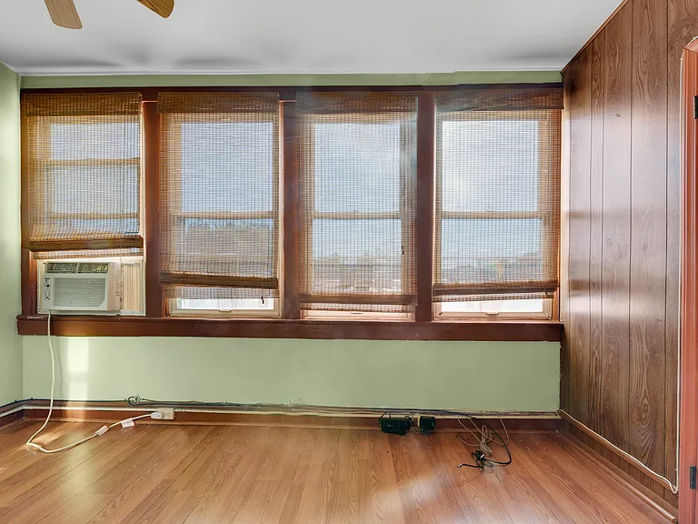 1409 Orren St NE — Photo 14