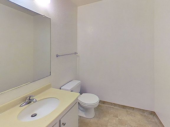 5th image of 675 Jefferson St #3359337