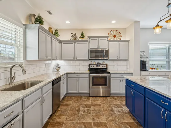 7108 Colquitt Way, Fairview, TN 37062