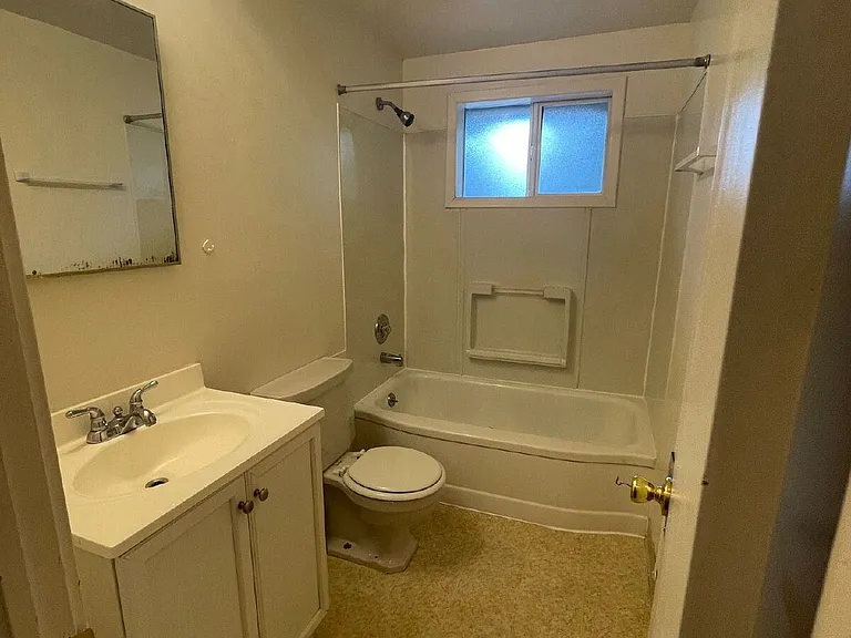 1911 Kincaid St #4 — Photo 9