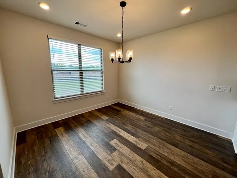 2403 Blue Heron Dr — Photo 15