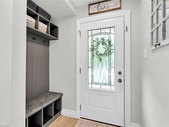 4th image of 22 McCullough Cres