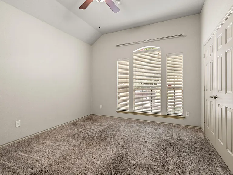 3200 Stonecrop Trl — Photo 22