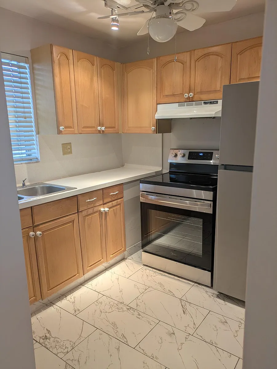 Building Photo - 6507 Winfield Blvd #128-C