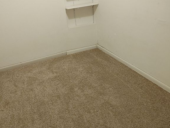 5th image of 2116 Saint James Ave #1