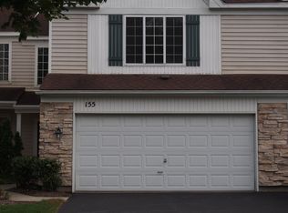 155 Locksley Dr, Streamwood, IL