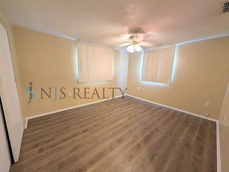 3530 Oxford Dr — Photo 8
