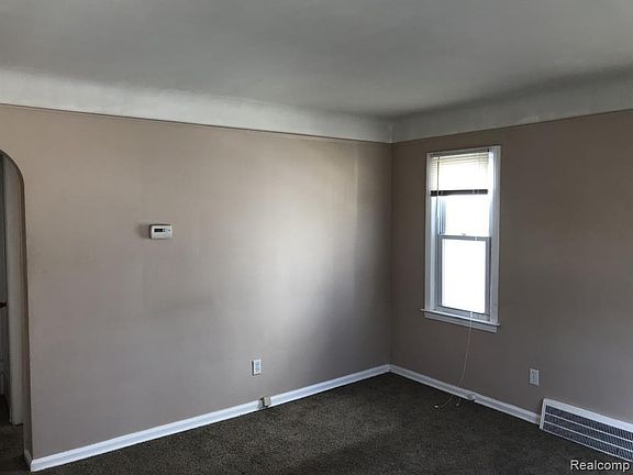 5th image of 1414 Owana Ave