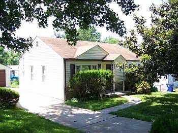 1st image of 9516 Echo Ln