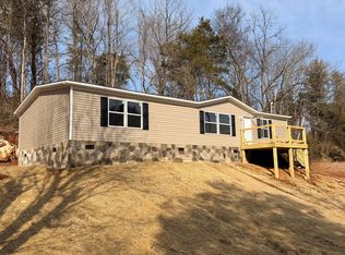 1985 Old Liberty Hill Rd, Morristown, TN 37814