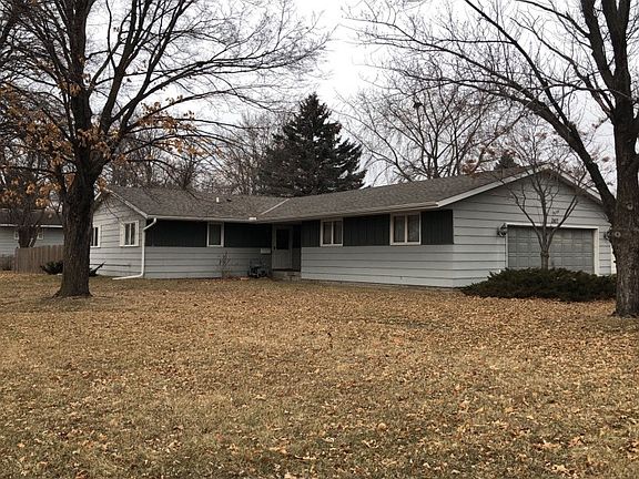 3rd image of 2417 Centennial Dr