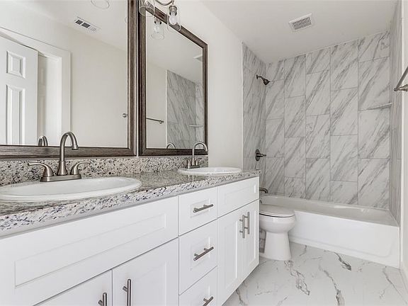3rd image of 2414 Metropolitan Ave