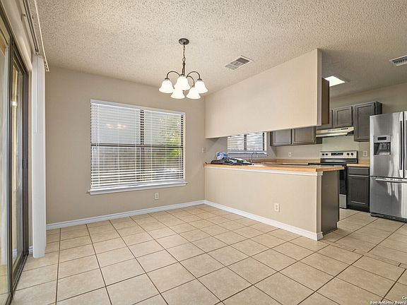 5th image of 6114 Cliffbrier Dr