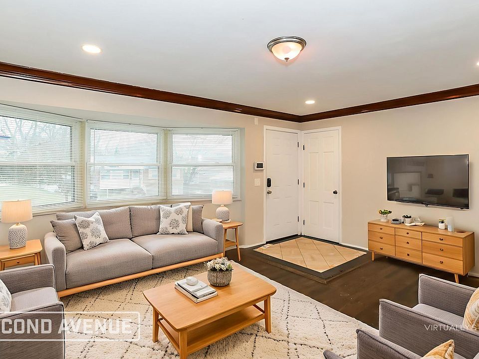 1st image of 2781 Pickmeier Ln