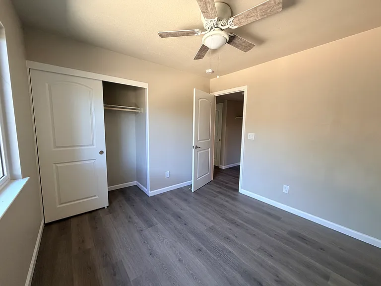 502 Michigan Blvd — Photo 25