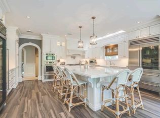 29 Fox Hunt Ln, Cold Spring Harbor, NY 11724