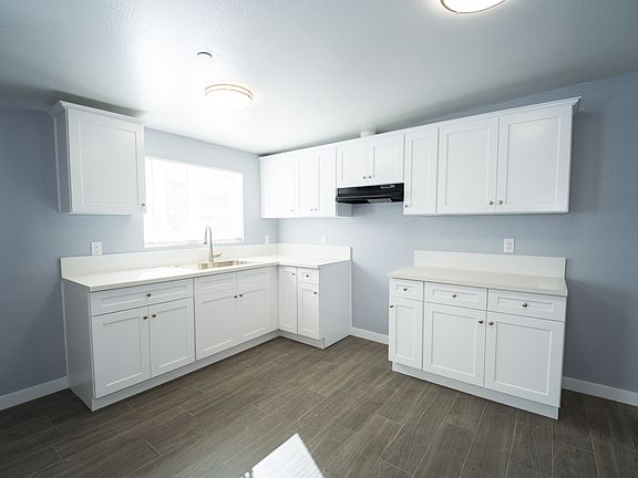 2nd image of 812 W Mines Ave #12