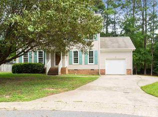 8 Hertford Pl, Durham, NC 27703