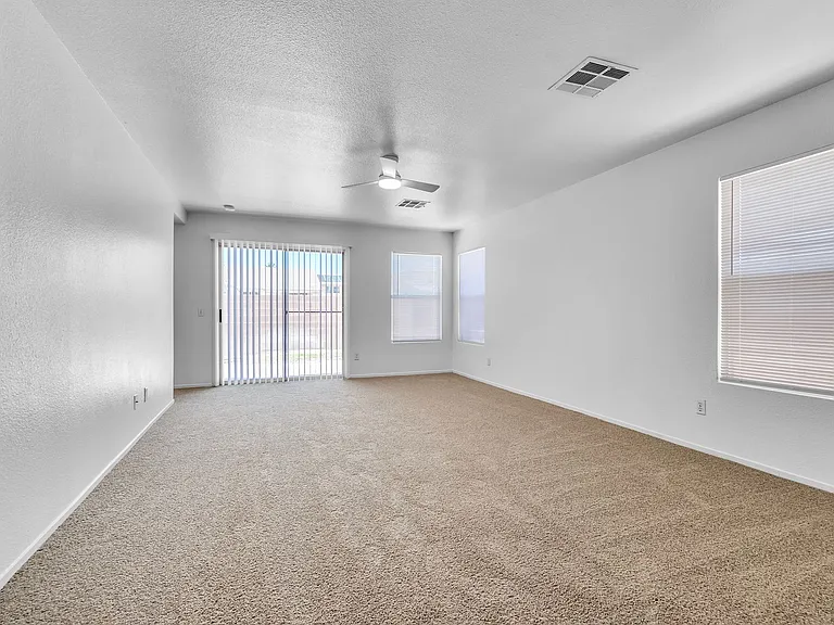 9648 Boylagh Ave — Photo 3