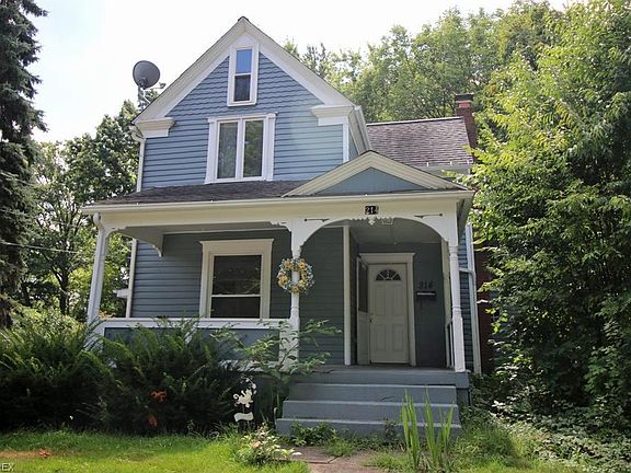 2nd image of 214 E Elm St