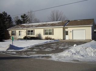 1325 Woodlane Dr, Alpena, MI 49707