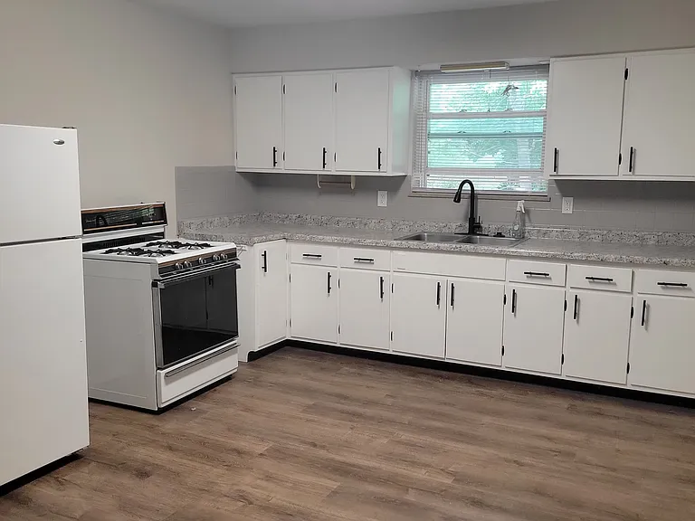 922 S 74th St #920 — Photo 3