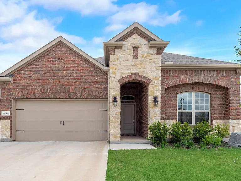 11104 Canyon Mine Dr — Photo 2