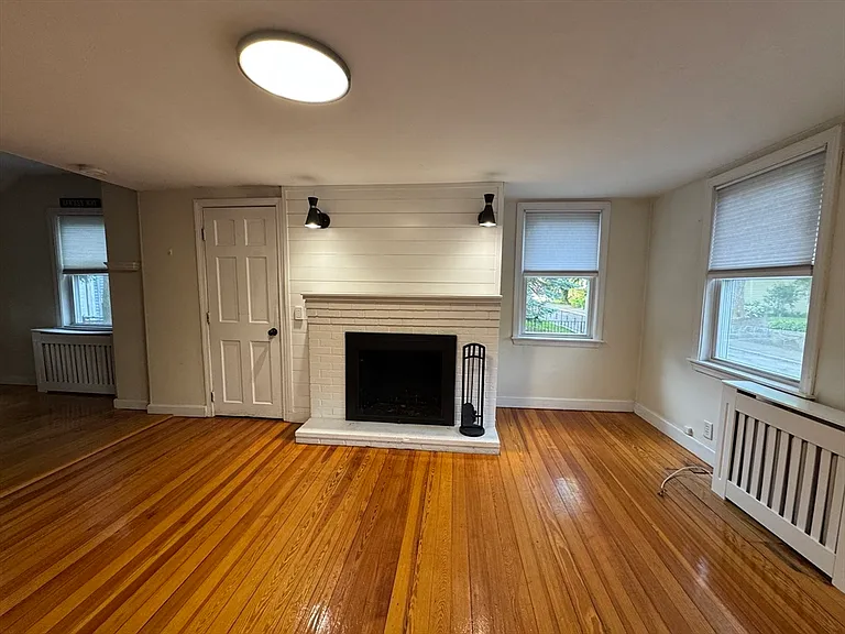 39 Cross St #1 — Photo 2