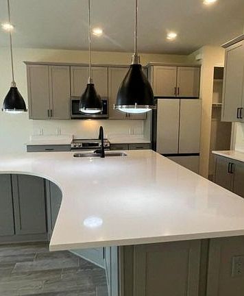 2nd image of 8351 Cadre Noir Rd